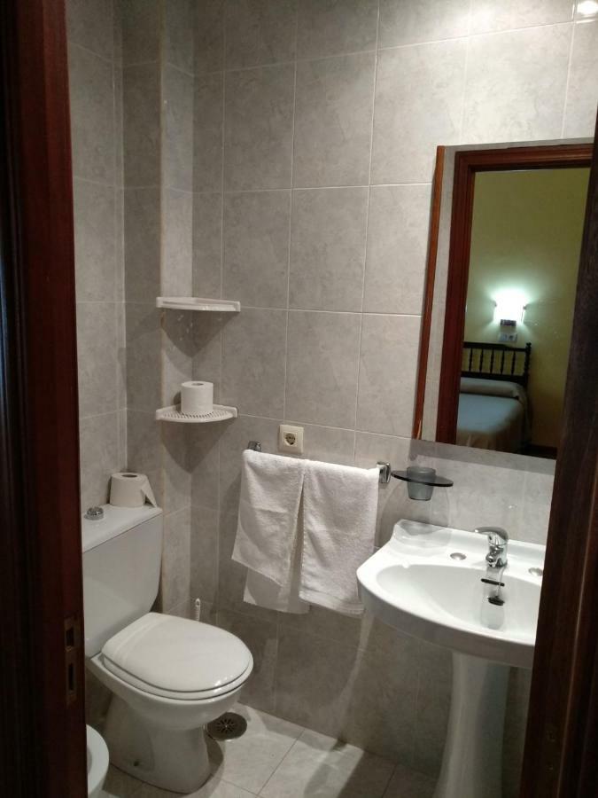 Hotel Corinto ポンテベドラ エクステリア 写真
