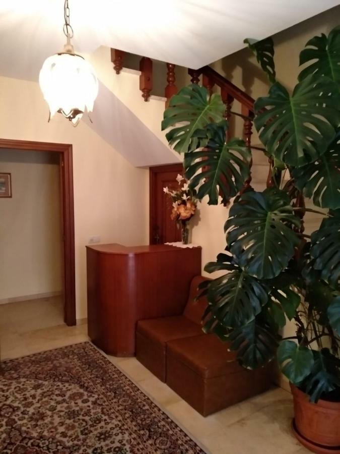 Hotel Corinto ポンテベドラ エクステリア 写真